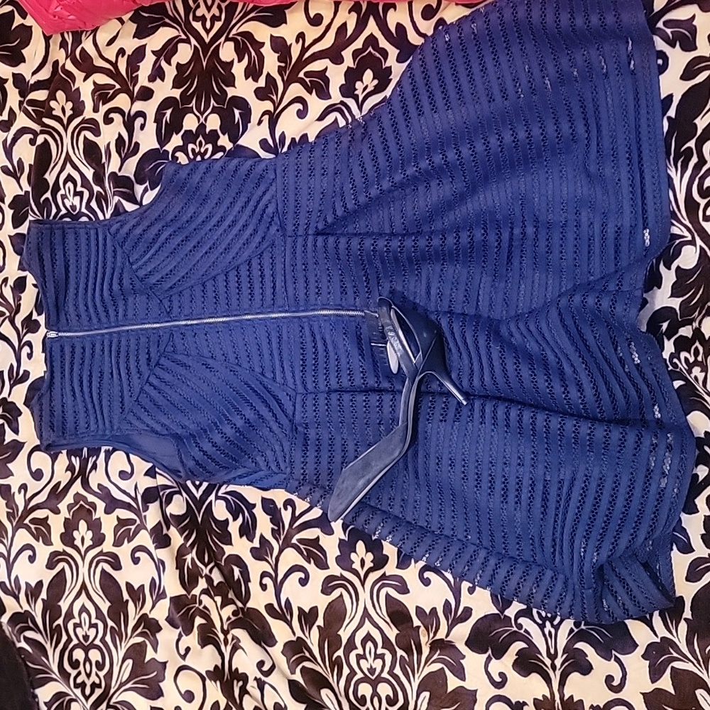 👗 Mesh lined ..beautiful - Picture 2 of 8